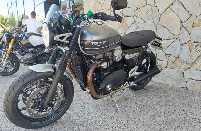 TRIUMPH 1200 Euro 4