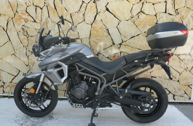 TRIUMPH 800 XRT + Options