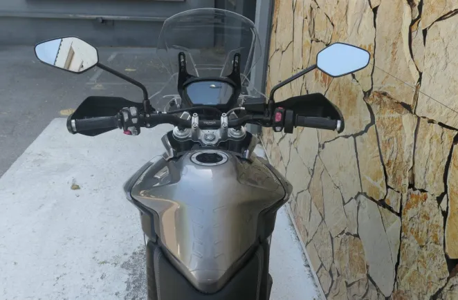 TRIUMPH 800 XRT + Options