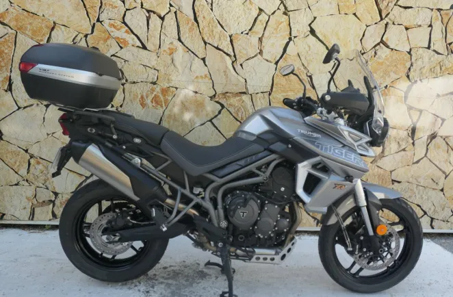 TRIUMPH 800 XRT + Options