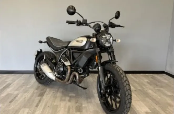 DUCATI 800