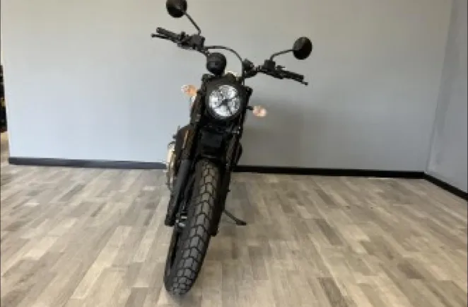 DUCATI 800