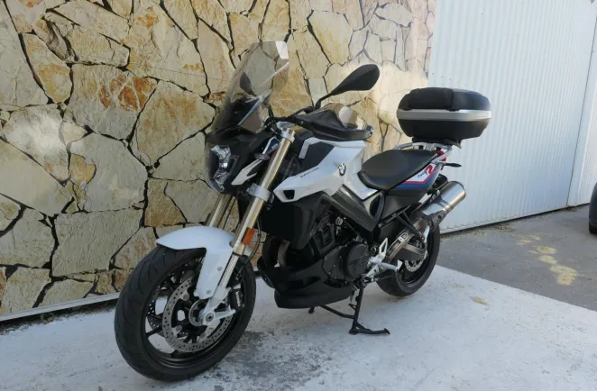 BMW 800 R + Options