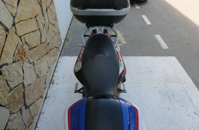 BMW 800 R + Options