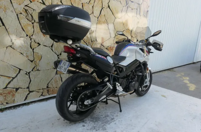 BMW 800 R + Options
