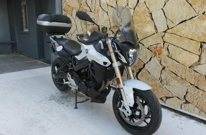 BMW 800 R + Options