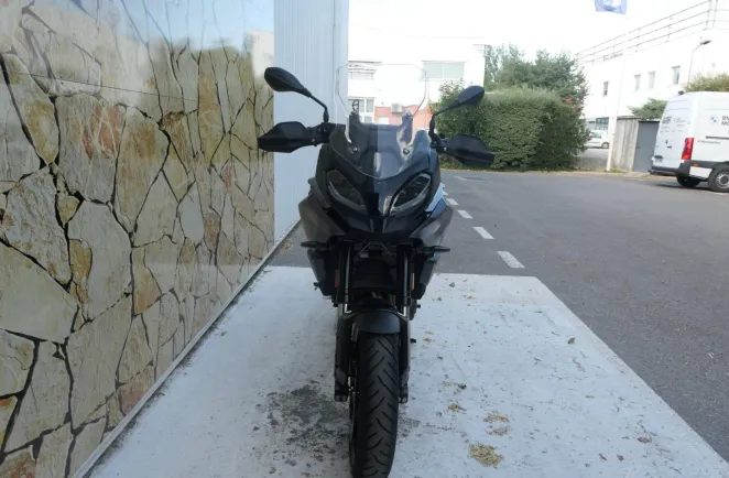 BMW 900 XR A2 Triple Black Finition Finition Pro
