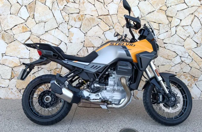 MOTO-GUZZI Stelvio 1000