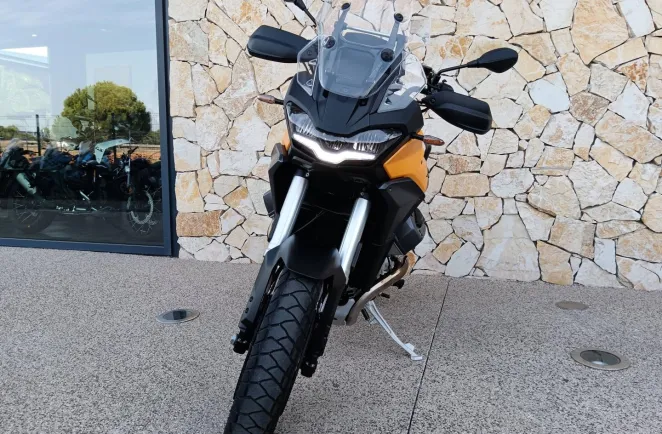MOTO-GUZZI Stelvio 1000