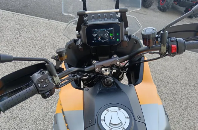 MOTO-GUZZI Stelvio 1000