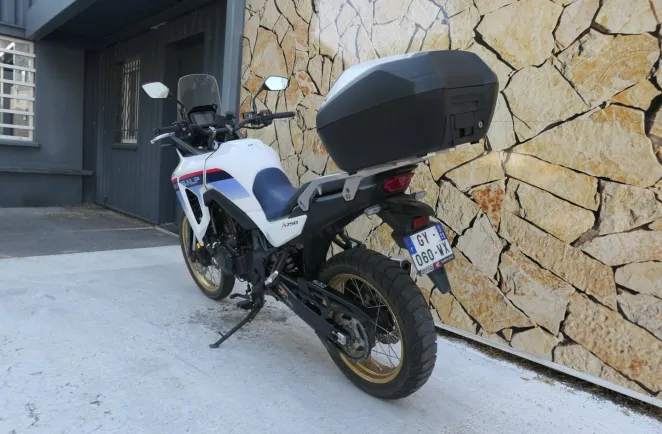 HONDA 750 + Top Case Honda 50L