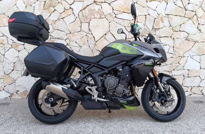 TRIUMPH Sport 800 FULL PACK