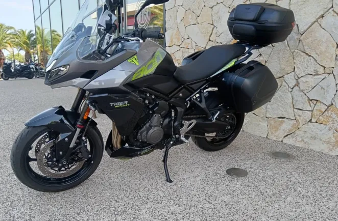 TRIUMPH Sport 800 FULL PACK
