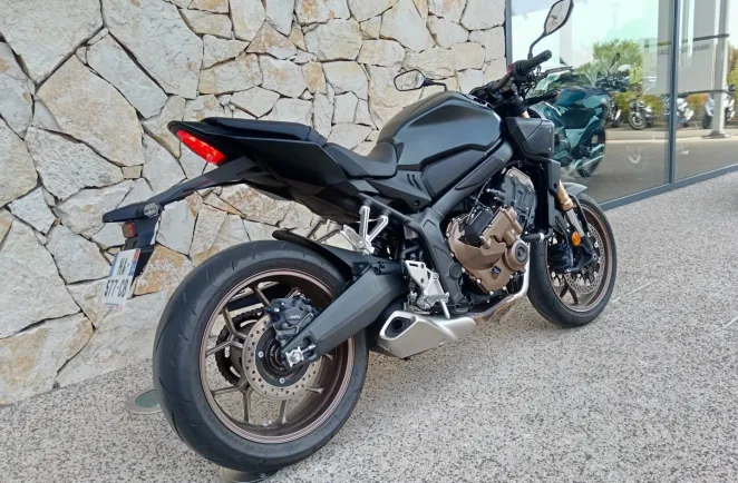 HONDA 650 R 35kW e-Clutch NOIR