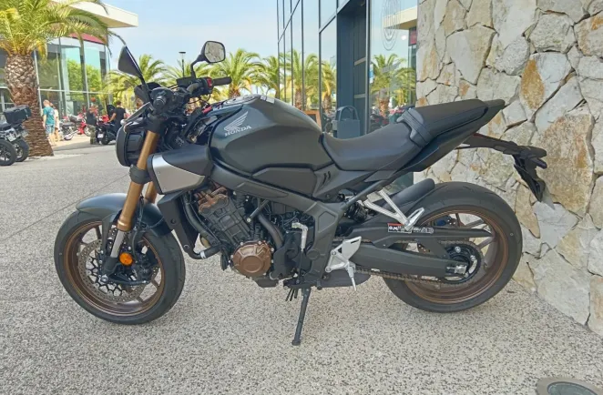 HONDA 650 R 35kW e-Clutch NOIR