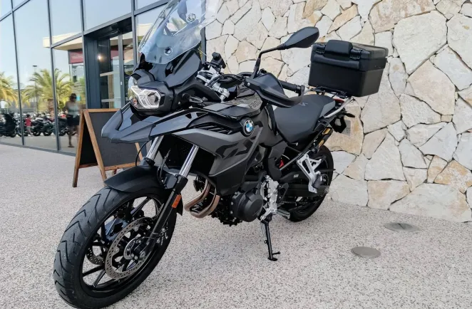 BMW 800 GS 2026 FULL PACK + VALISES VARIO