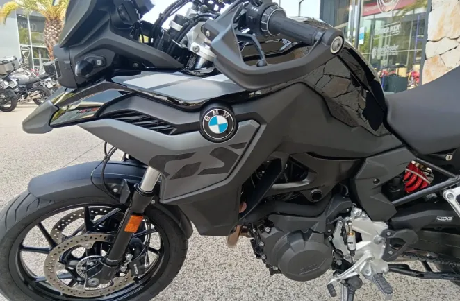 BMW 800 GS 2026 FULL PACK + VALISES VARIO