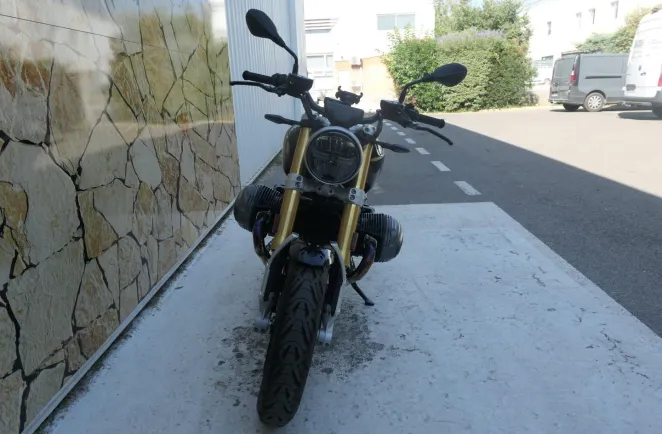 BMW 12 Nine T + Options 1200 NineT