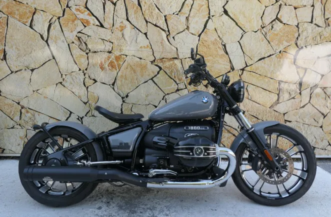 BMW 18 Bobber + Accessoires R18