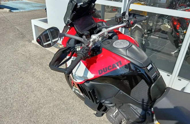 DUCATI V4 Pikes Peak