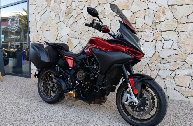 MV-AGUSTA 800 Lusso + valises