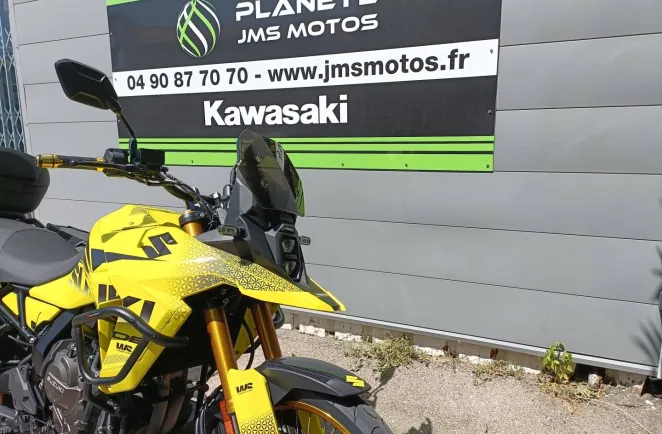 SUZUKI 800 DE