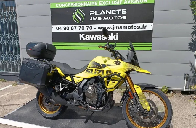SUZUKI 800 DE