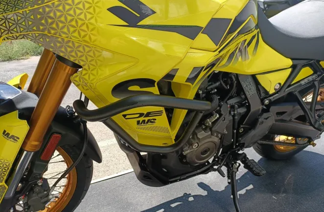 SUZUKI 800 DE
