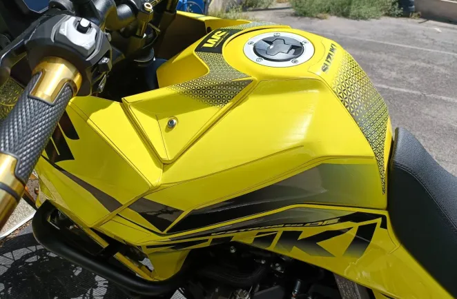 SUZUKI 800 DE