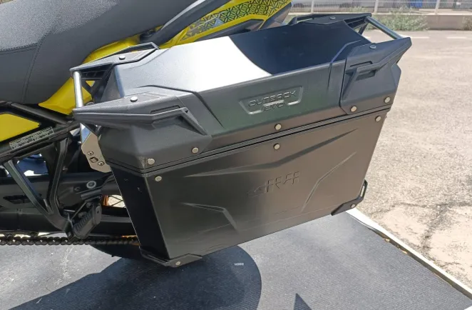 SUZUKI 800 DE