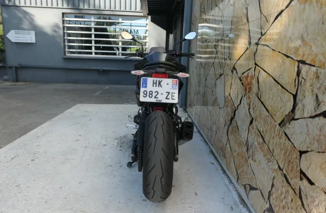 BMW 900 R 105ch Style Triple Black Finition Pro