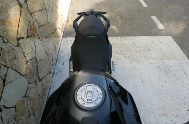 BMW 900 R 105ch Style Triple Black Finition Pro