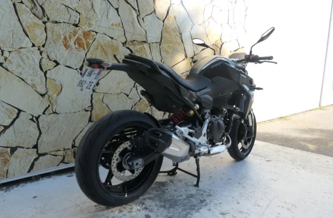BMW 900 R 105ch Style Triple Black Finition Pro