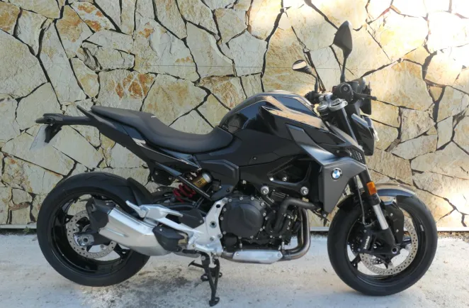 BMW 900 R 105ch Style Triple Black Finition Pro