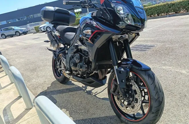 TRIUMPH Sport 1050 ABS