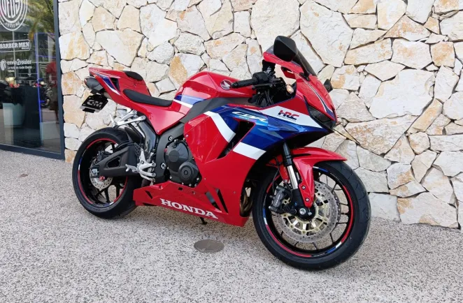 HONDA 600 RR + Akrapovic