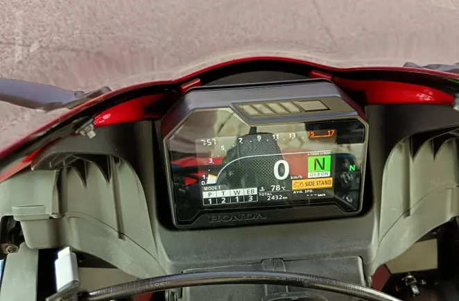 HONDA 600 RR + Akrapovic