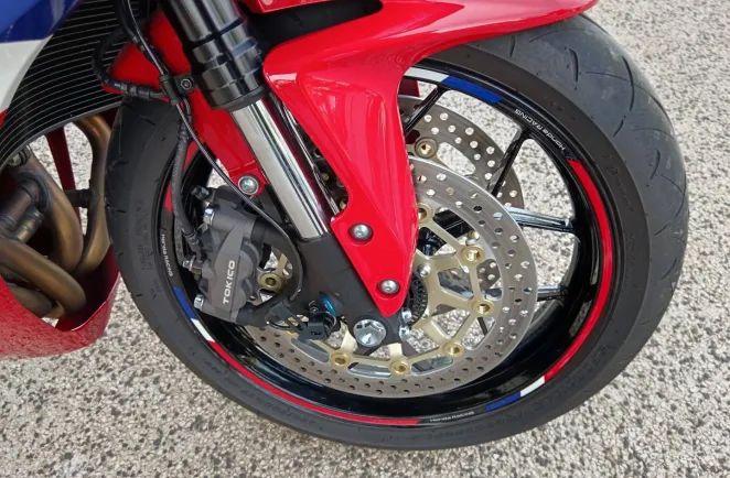 HONDA 600 RR + Akrapovic