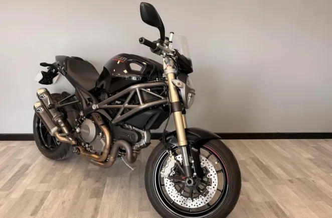 DUCATI 1100 Evo ABS