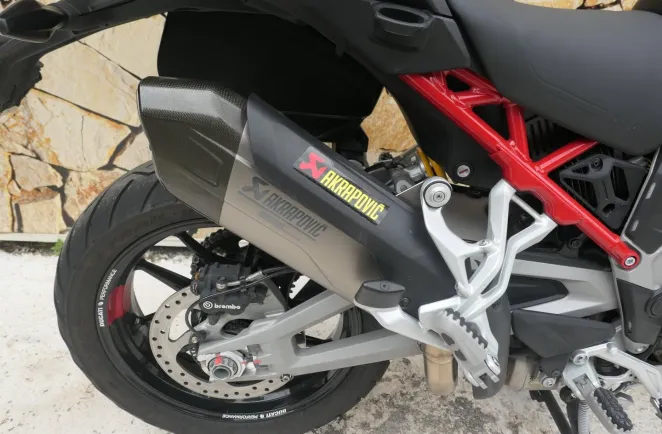 DUCATI V4 S 1160 Travel & Radar + Options V4S