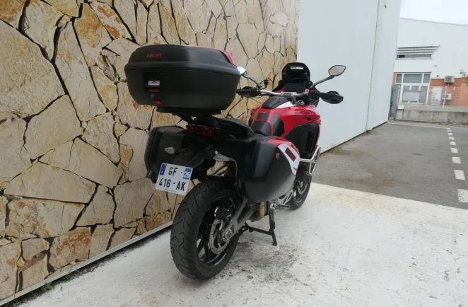 DUCATI V4 S 1160 Travel & Radar + Options V4S