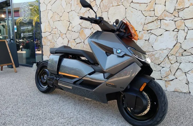 BMW CE04 11kW 125 cm3 ( CE 04 ) full pack