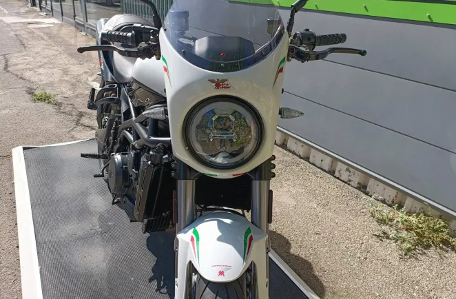 MOTO MORINI 1200 ZT