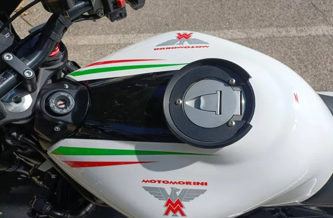 MOTO MORINI 1200 ZT