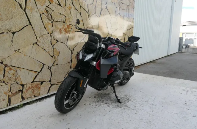 BMW 1300 R Style 719 Finition Pro