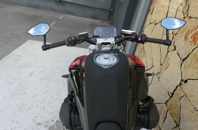 BMW 1300 R Style 719 Finition Pro