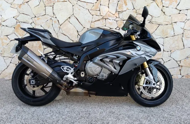 BMW 1000 RR FULL PACK + AKRAPOVIC