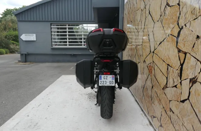 YAMAHA 9 GT + Options