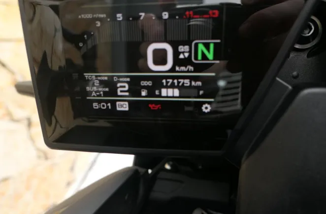 YAMAHA 9 GT + Options