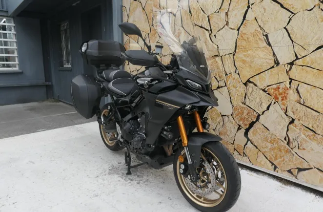 YAMAHA 9 GT + Options
